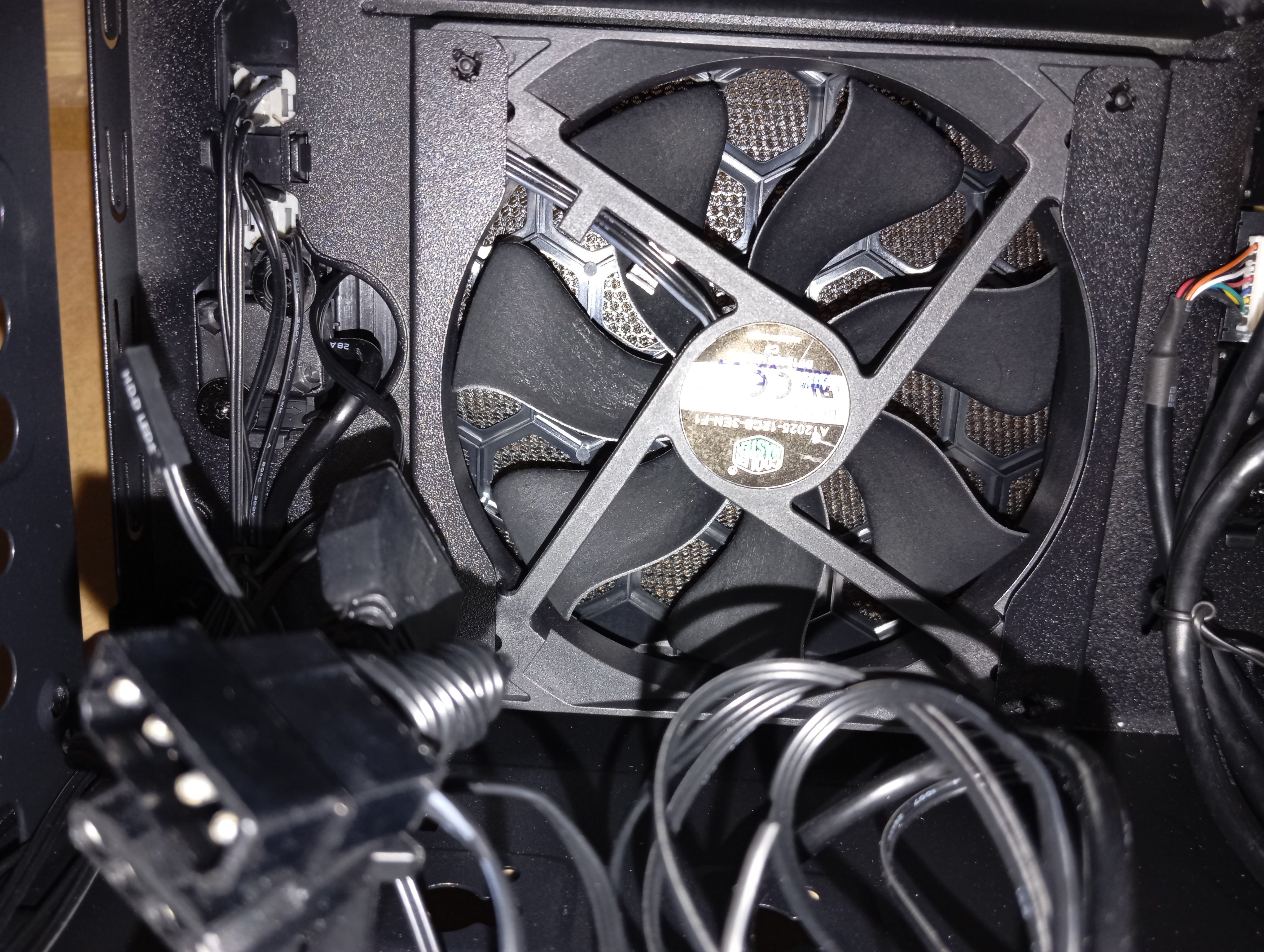 Cooler Master Elite 130, Refurbished