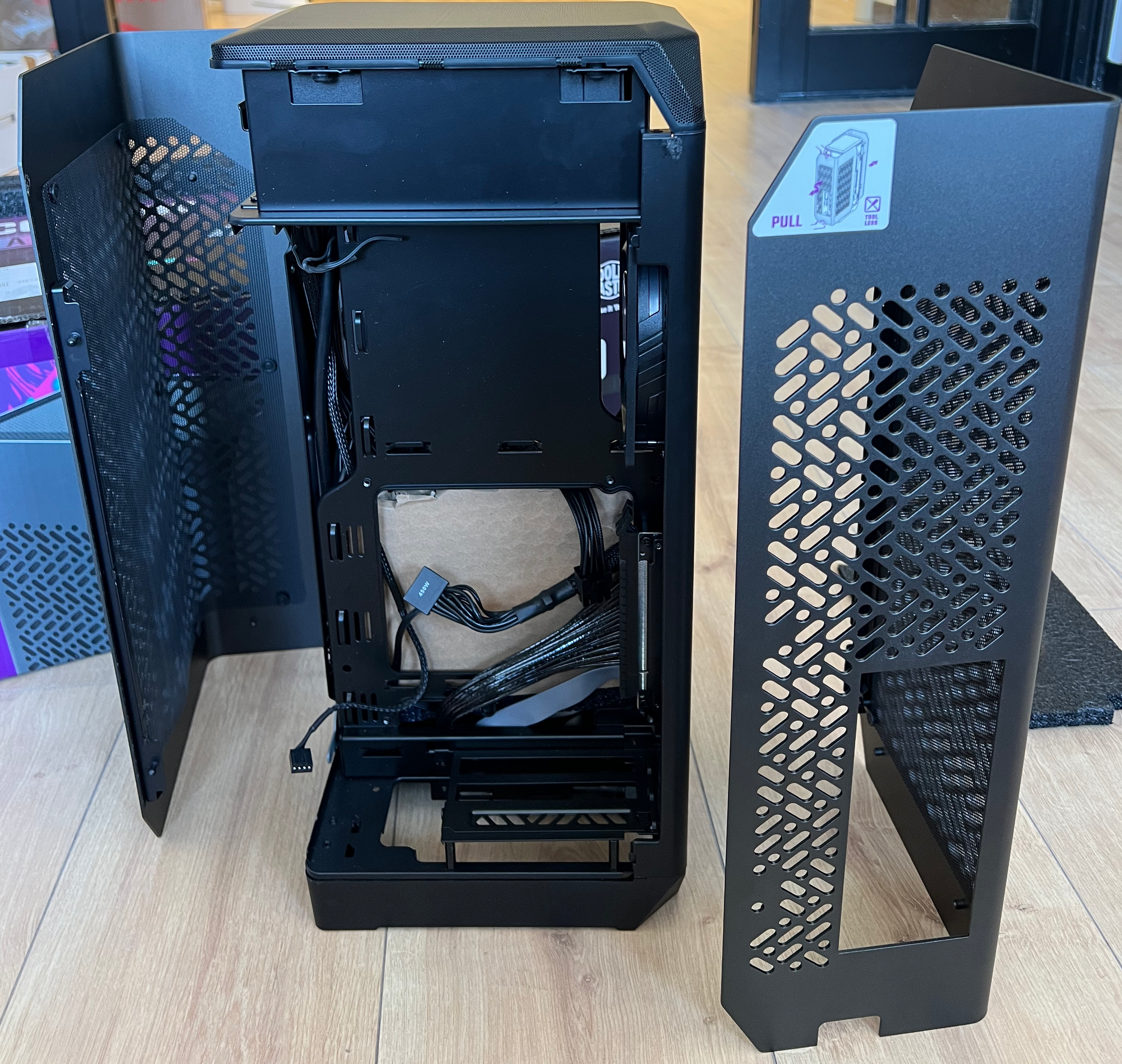 Refurbished Cooler Master Ncore 100 MAX - Grijs