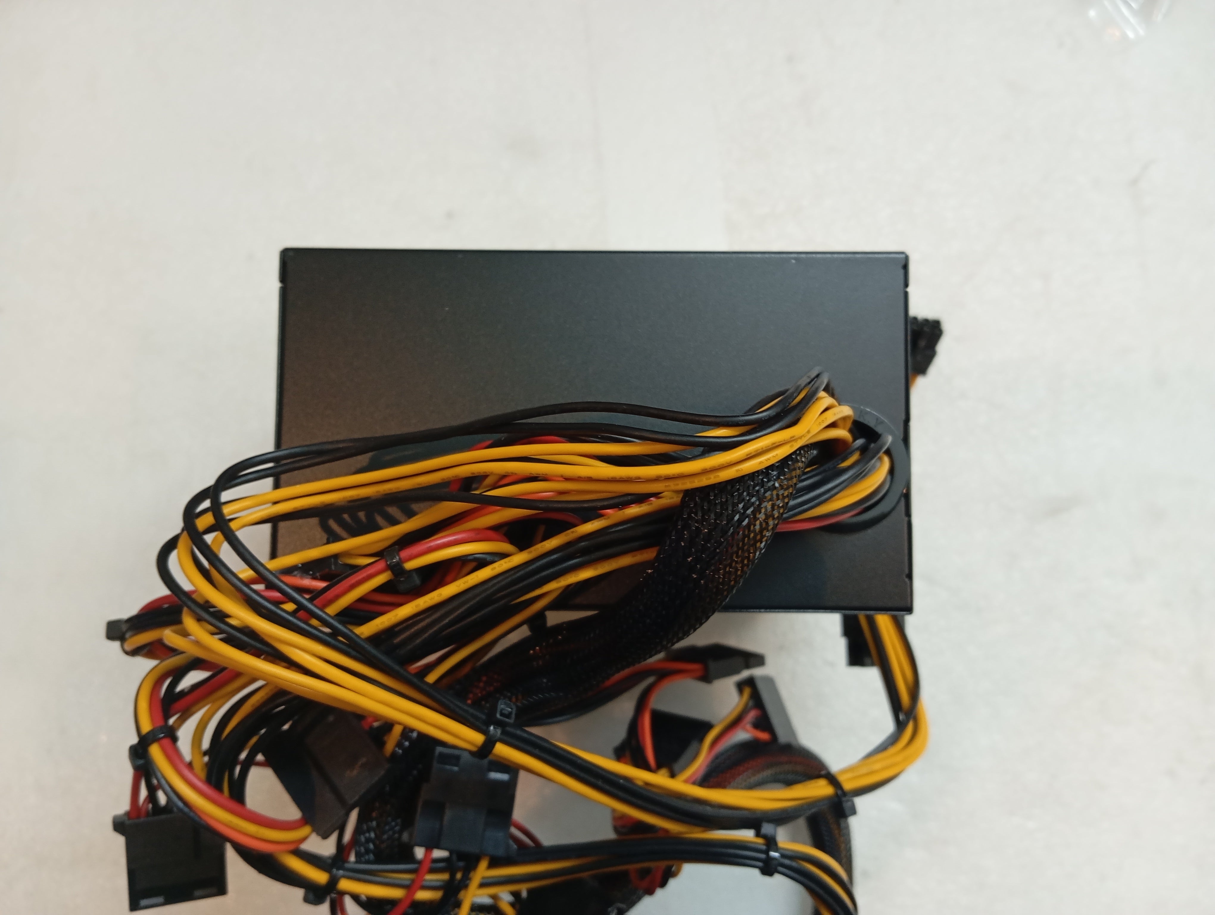 Refurbished Cooler Master Elite V4 230V 300W