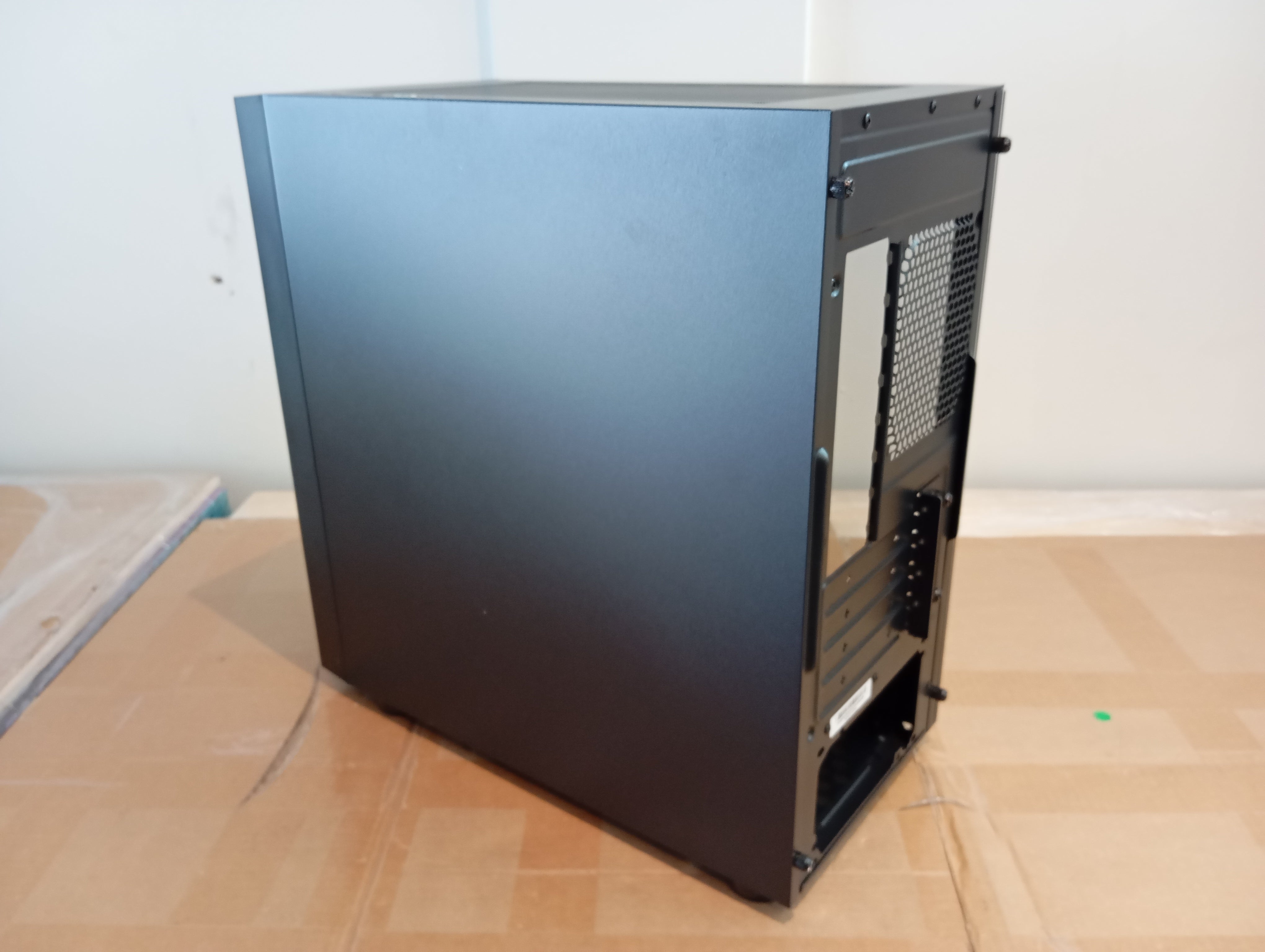 Cooler Master CMP 320, refurbished