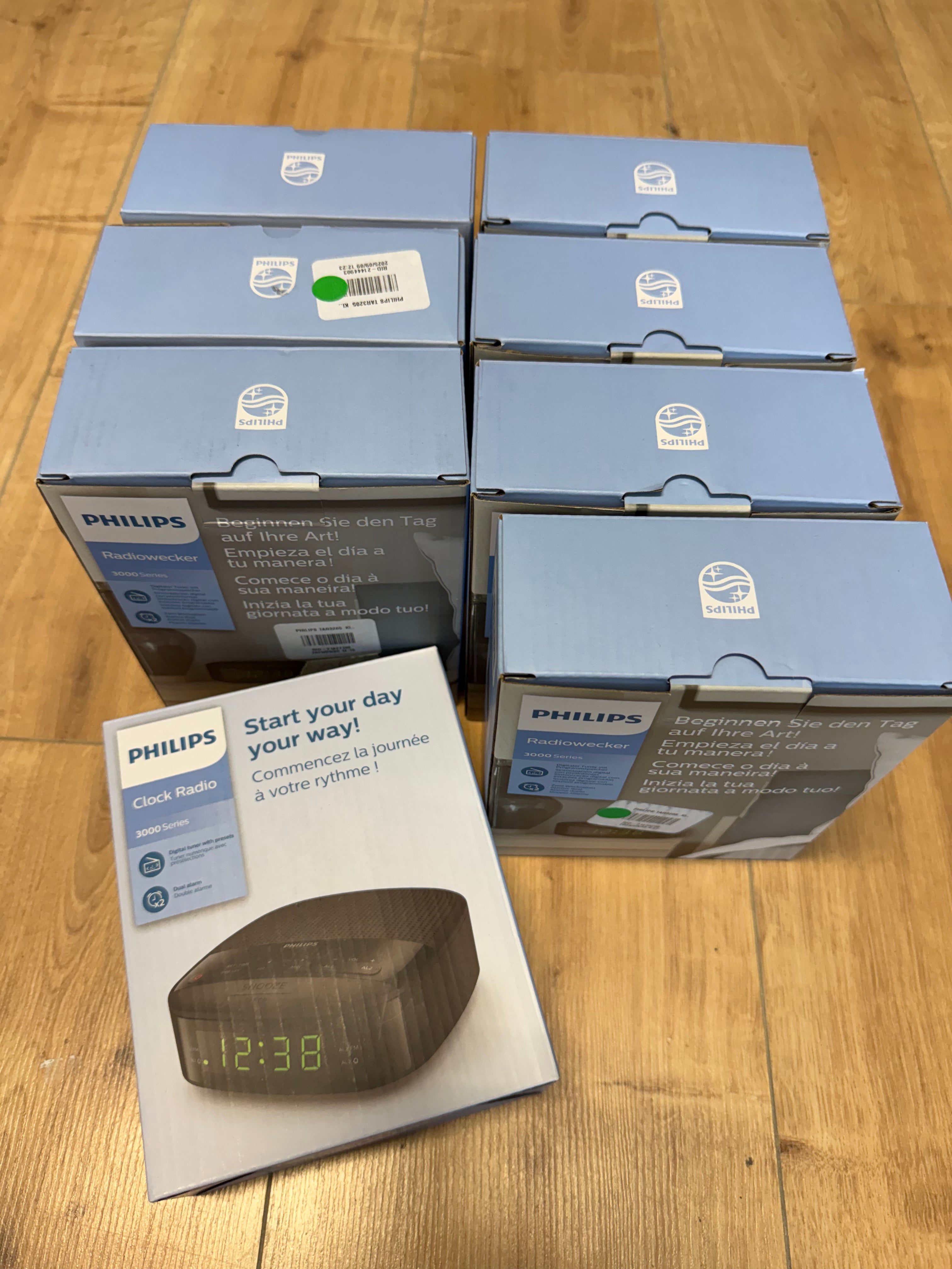 PHILIPS CLOCK RADIO DIGITAAL TAR3205/12 ZWART  --Tweede Kans