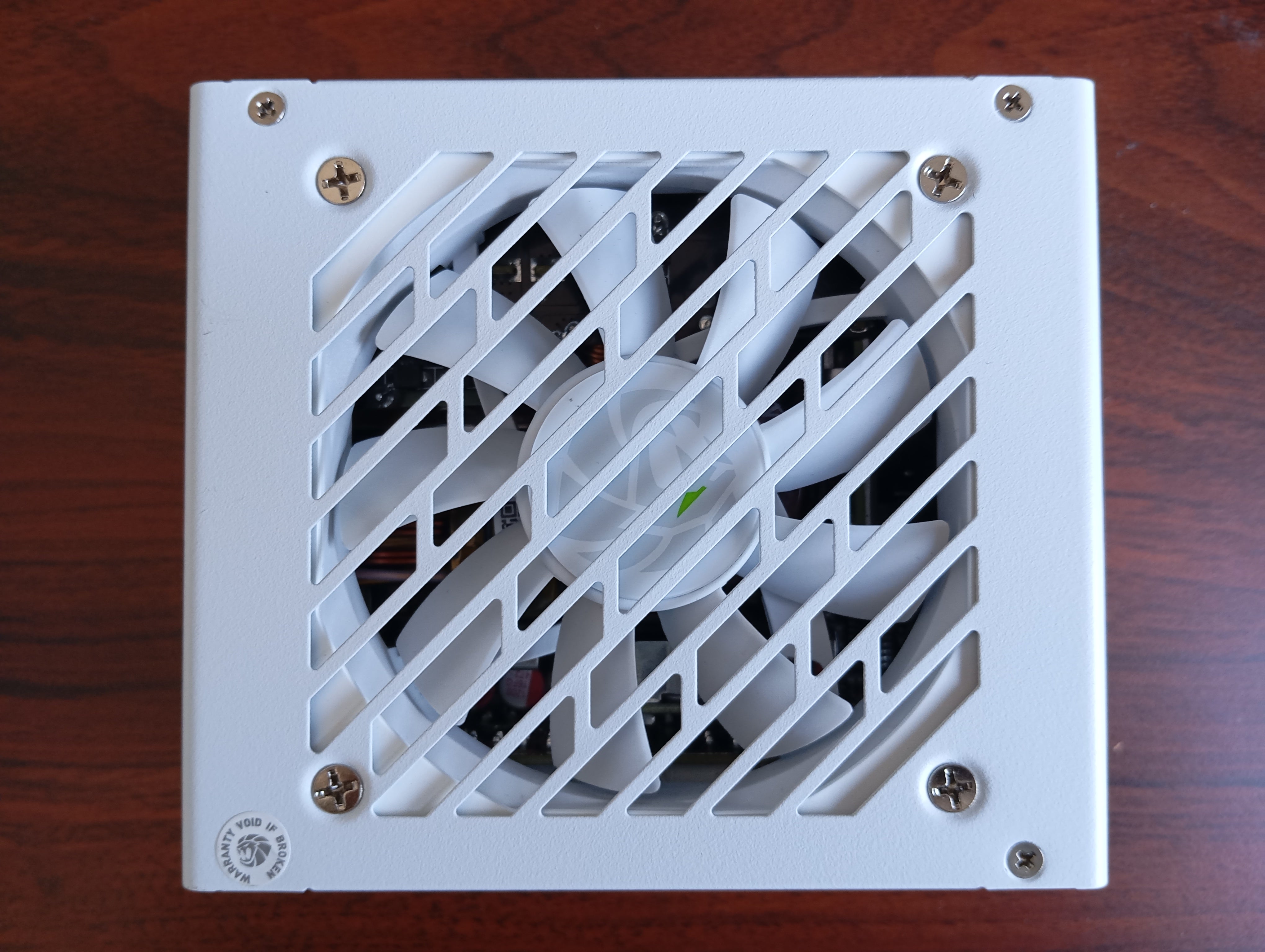 GameMax GS 850G WH SFX voeding, Retourdeal