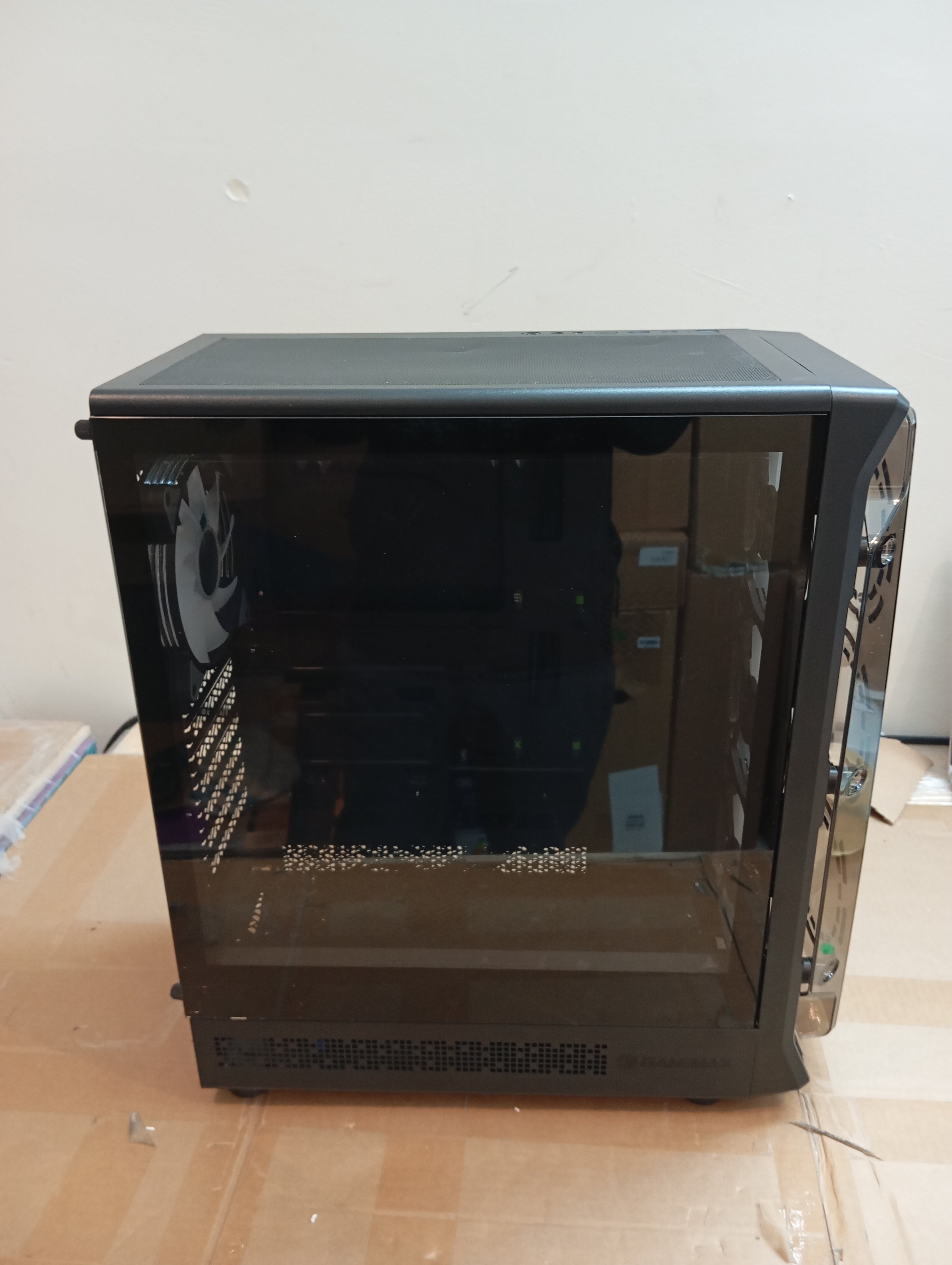 GAMEMAX Starlight 2 AB, refurbished