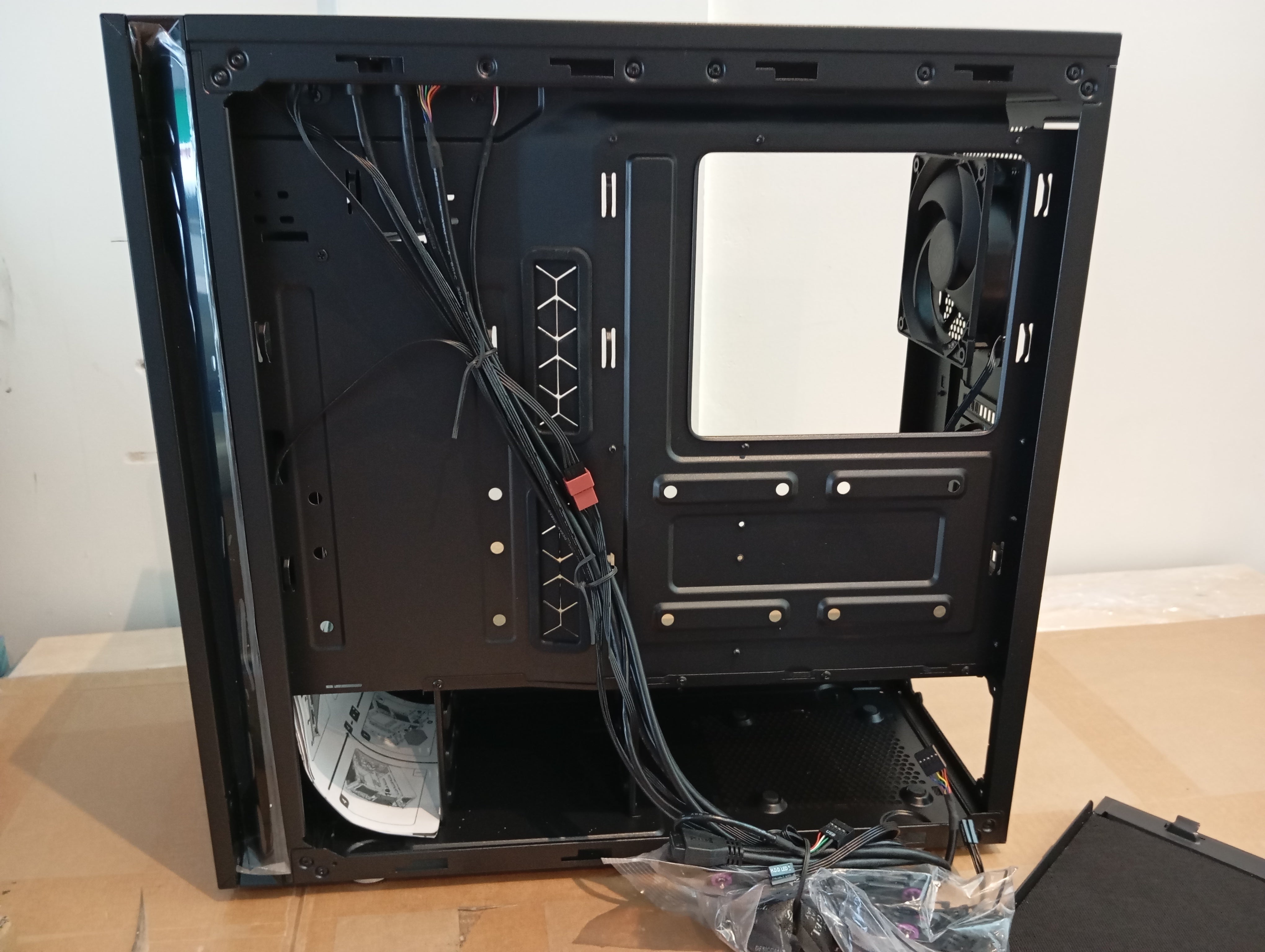 Cooler Master Silencio S600, Refurbished