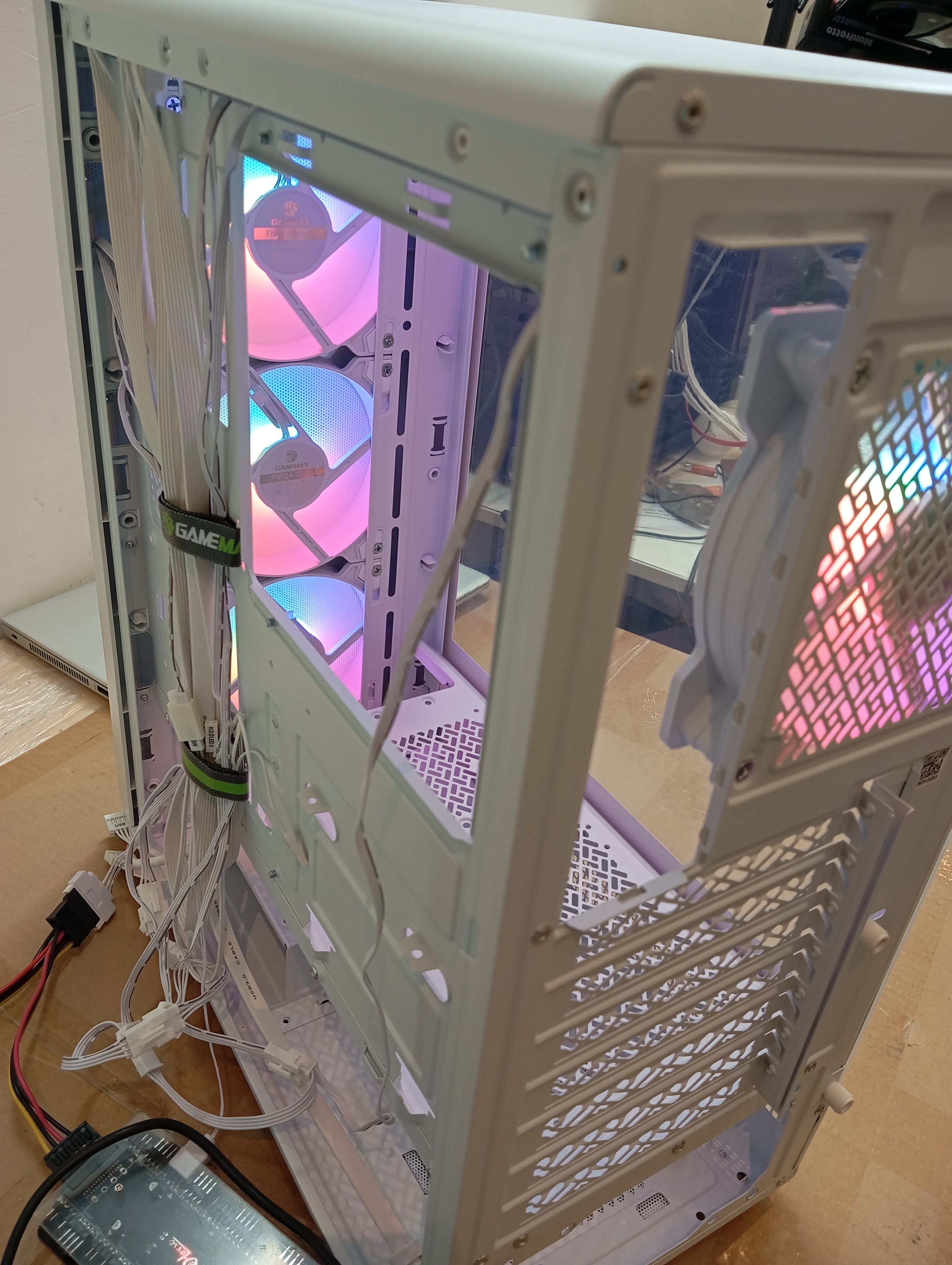 GameMax Storm 2 AW, refurbished item 1