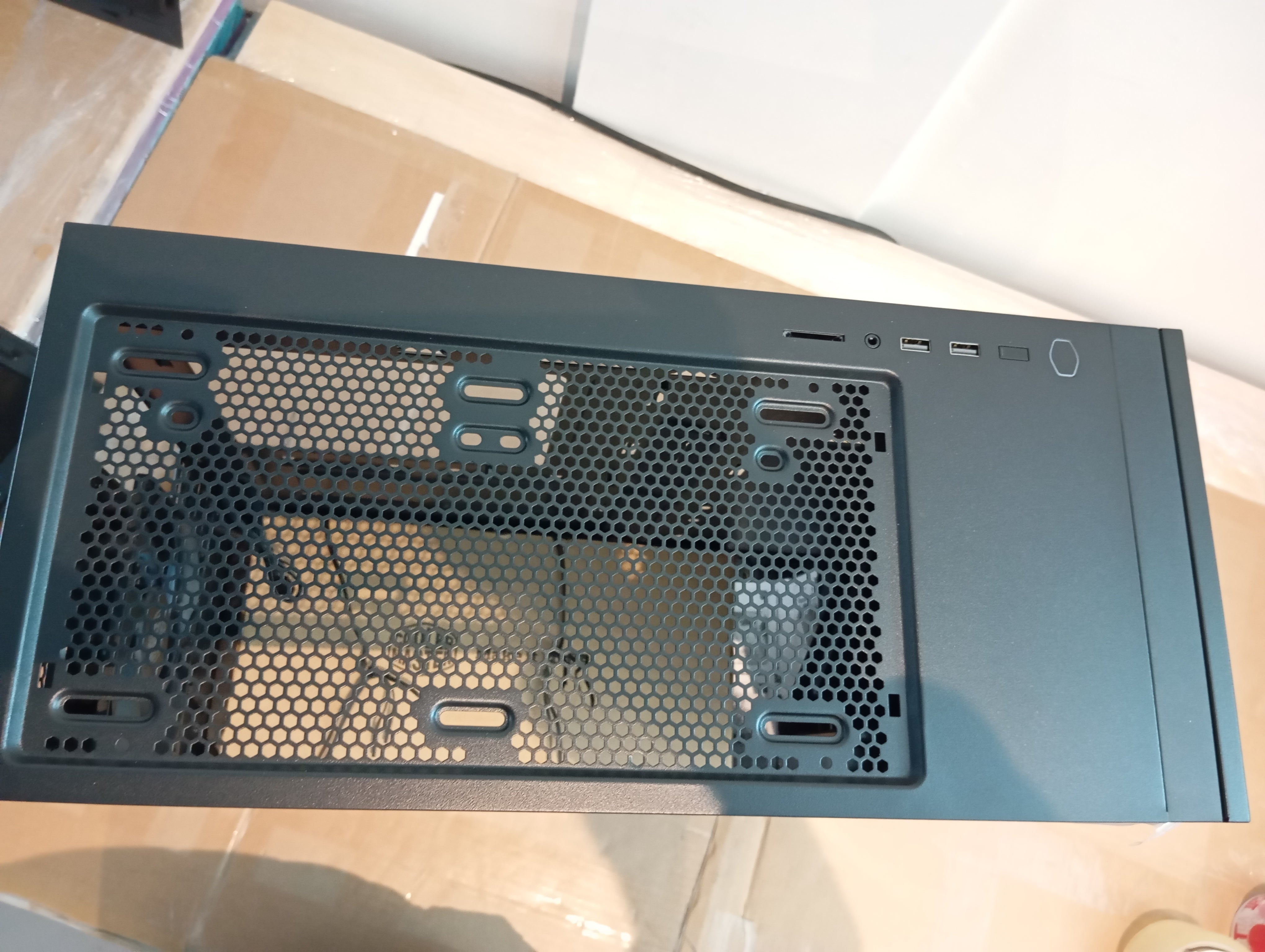 Cooler Master Silencio S600, Refurbished
